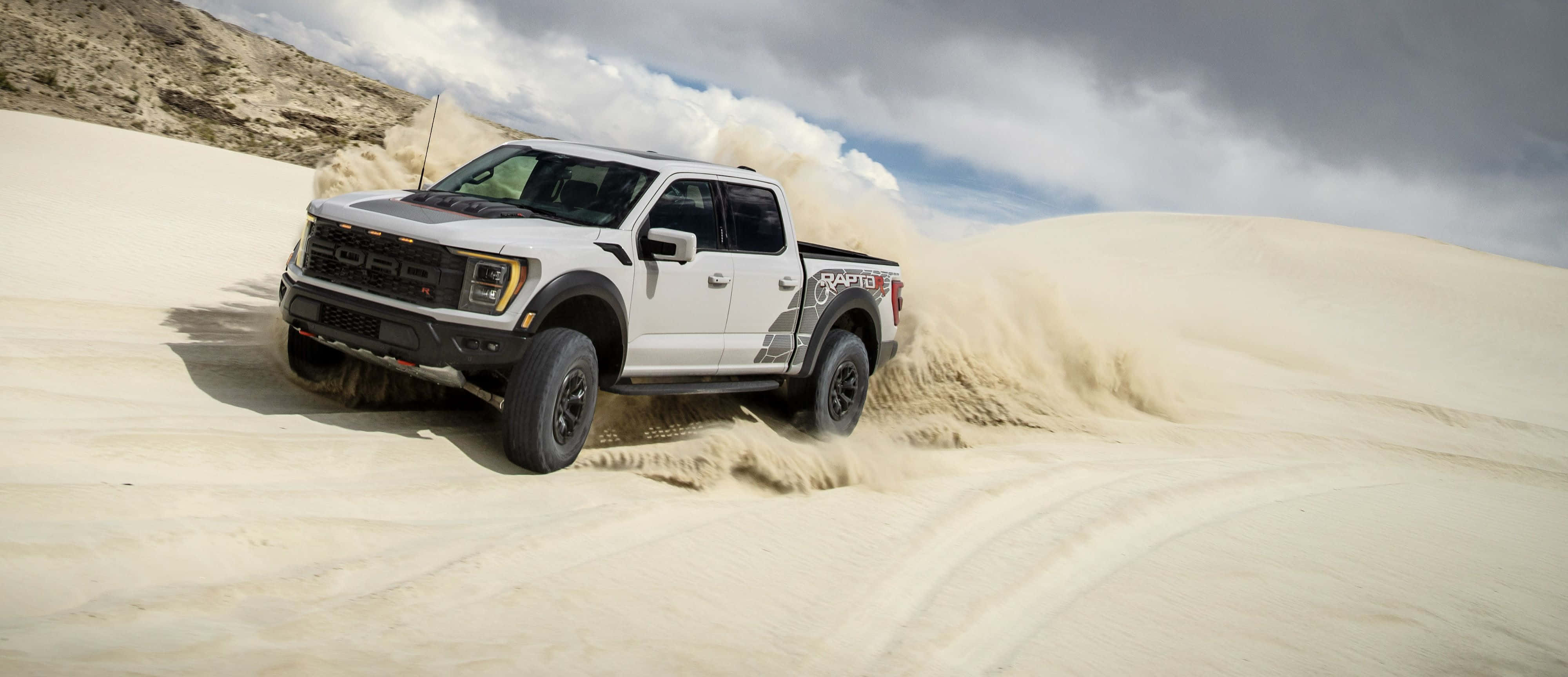 2023 फोर्ड F 150 रैप्टर R वॉलपेपर