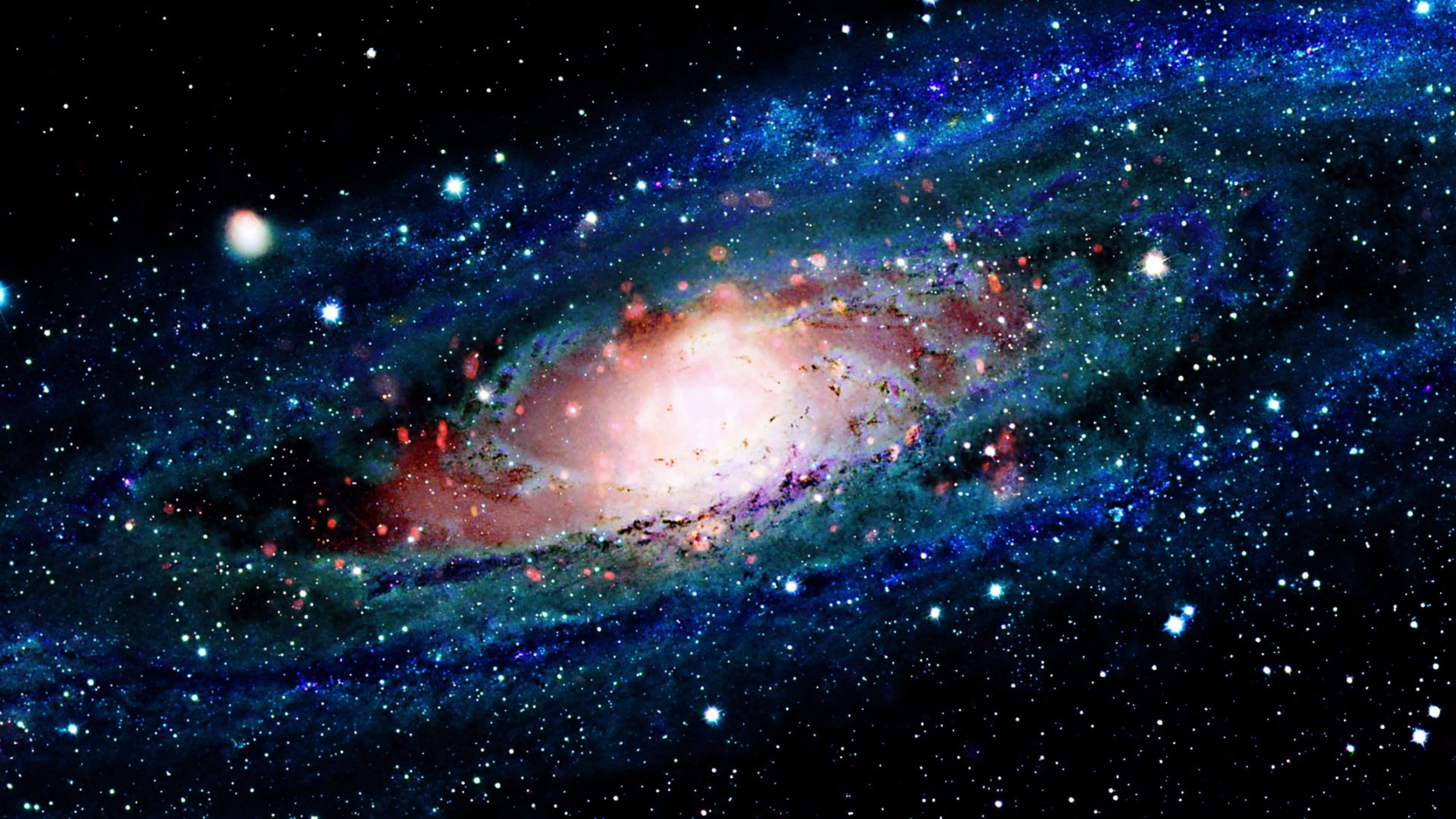 आकाशगंगा का 4K अंतरिक्ष दृश्य वॉलपेपर
