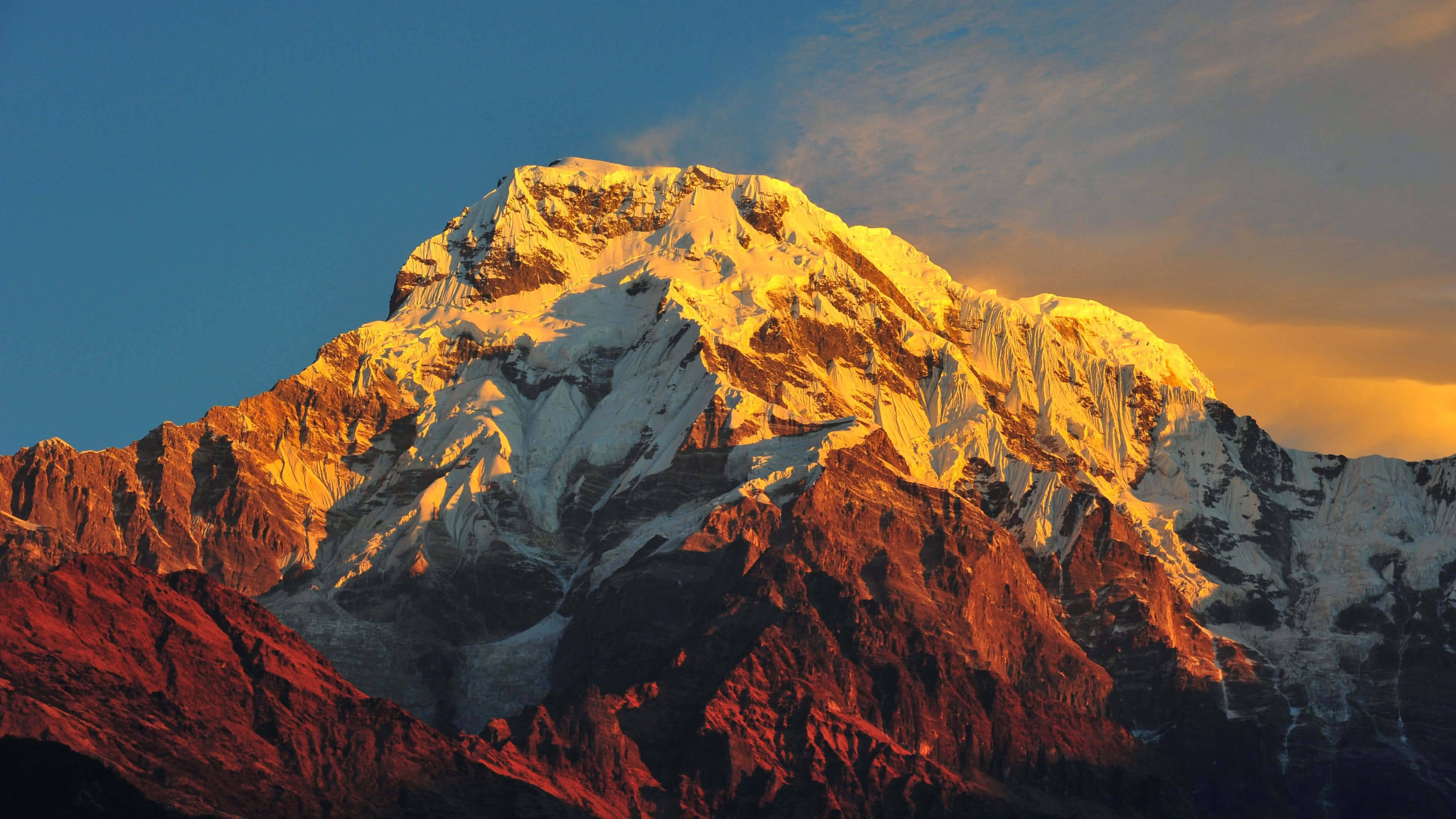 अन्नपूर्णा मासिफ, हिमालय का लुभावना दृश्य 4K रिज़ॉल्यूशन में वॉलपेपर