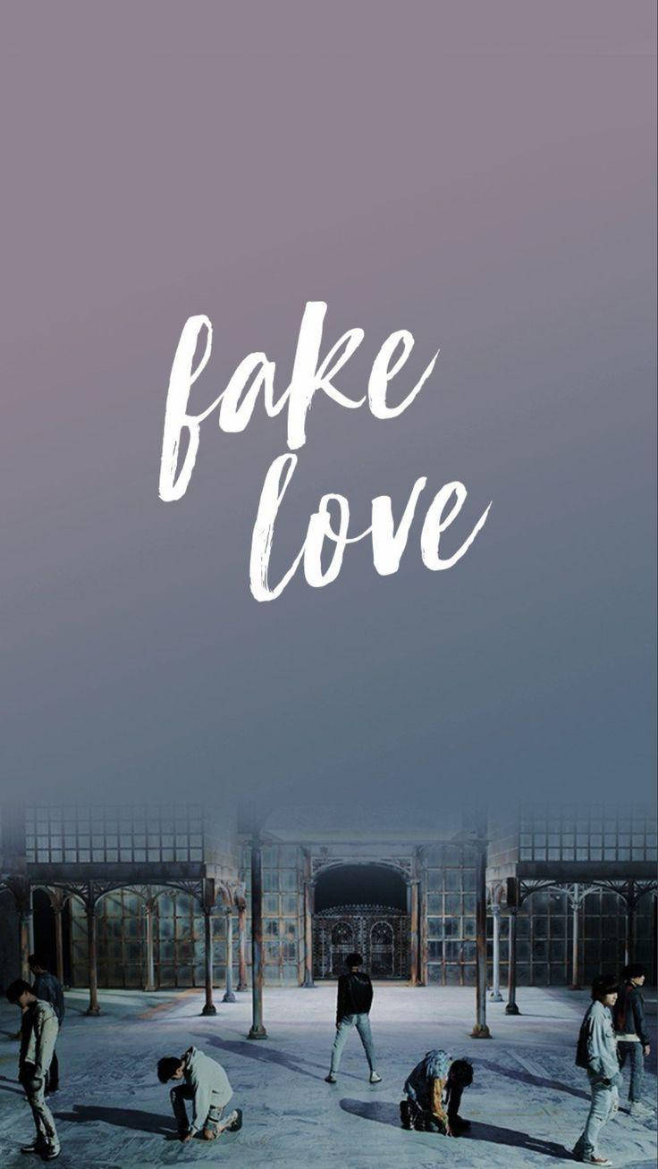 BTS फेक लव ग्रेडिएंट फेड वॉलपेपर