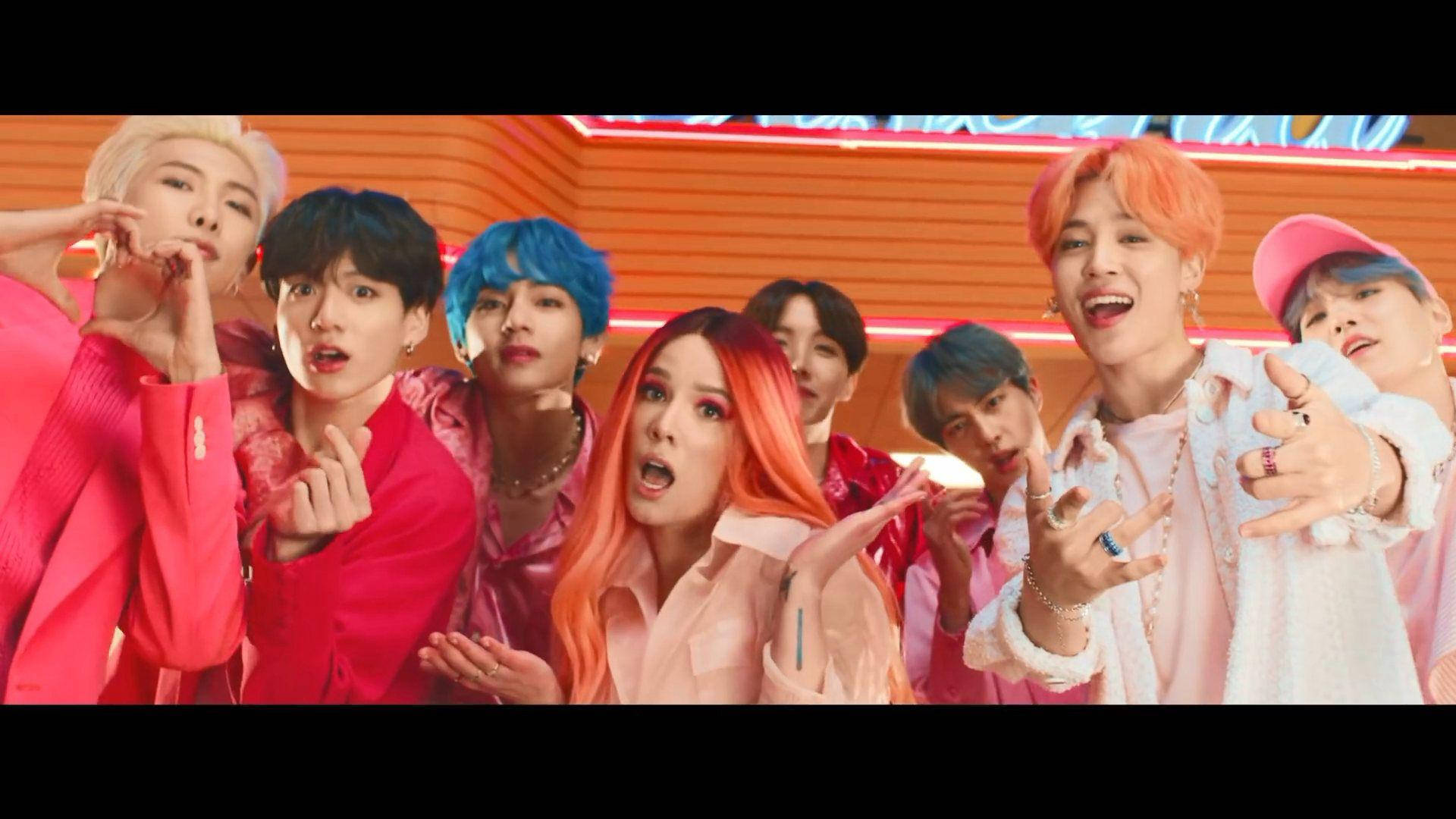 BTS और Halsey डेस्कटॉप वॉलपेपर