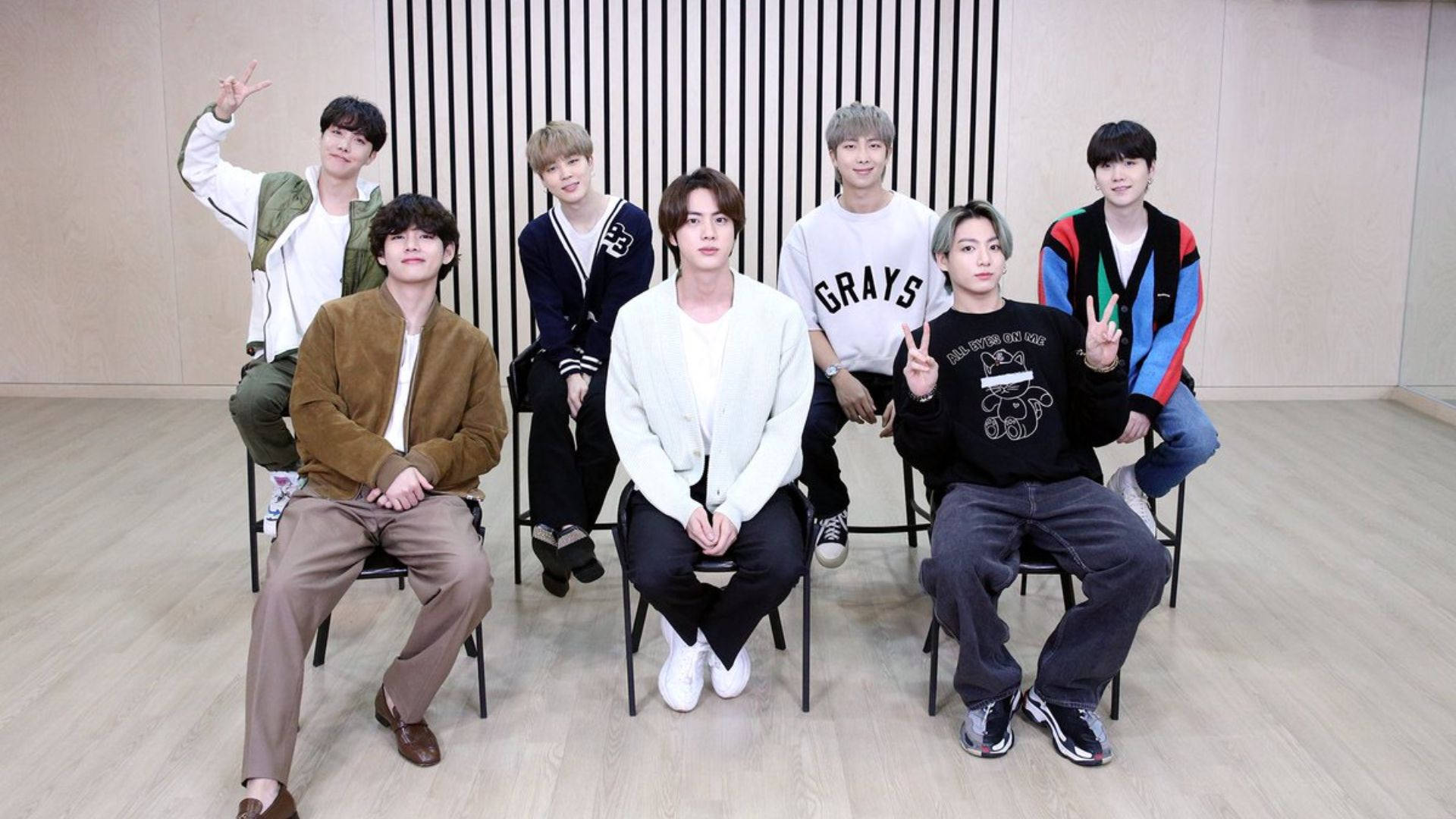 BTS प्रैक्टिस रूम डेस्कटॉप वॉलपेपर