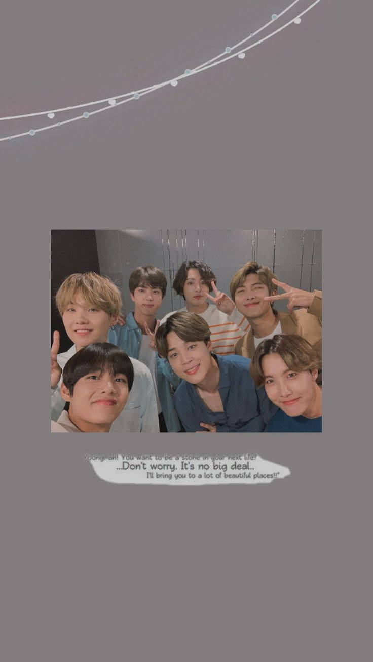 BTS एस्थेटिक ग्रुपी वैकी वॉलपेपर