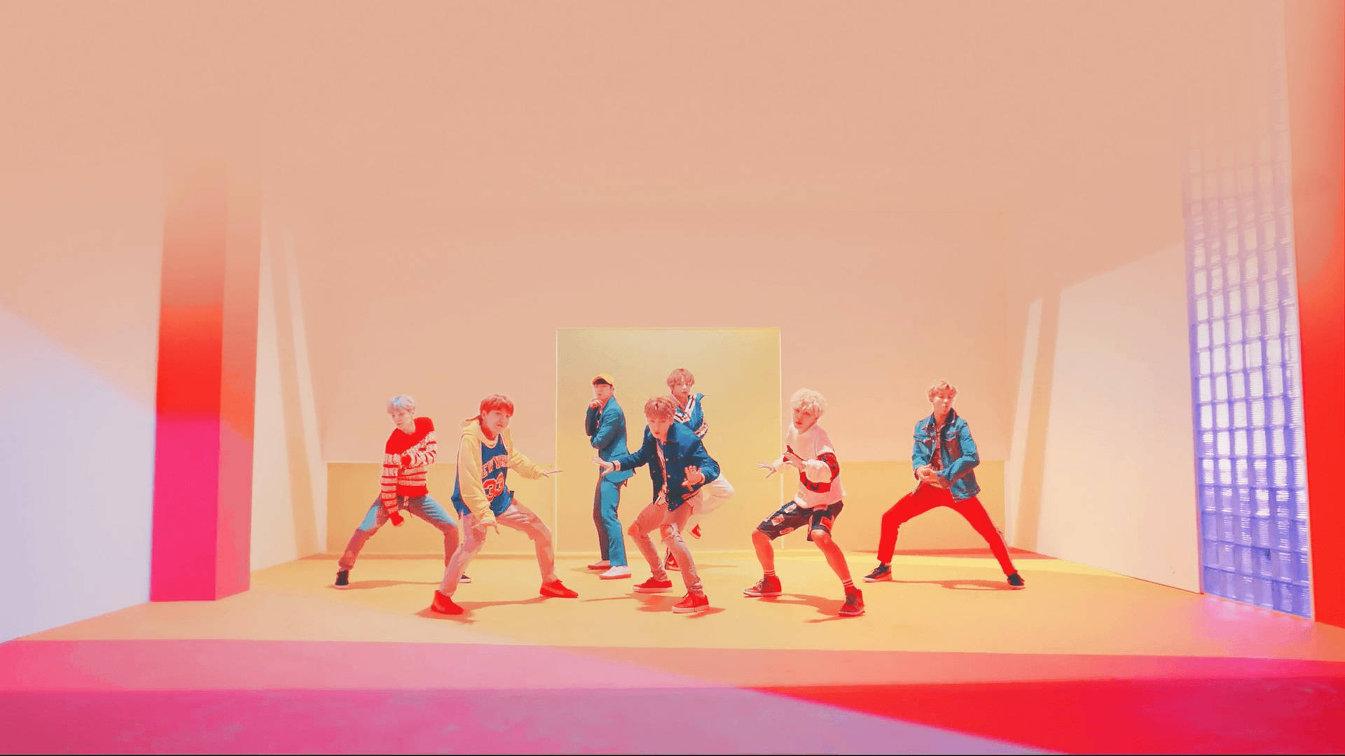 BTS गुलाबी कमरे का डेस्कटॉप वॉलपेपर