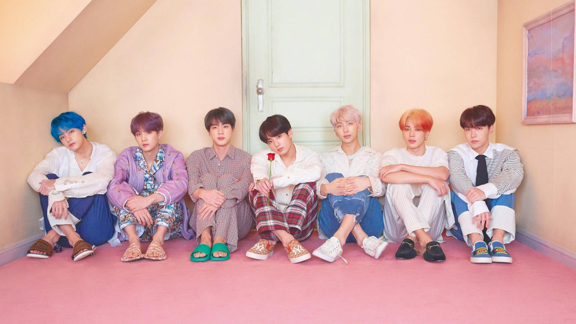 BTS पेस्टल रूम 2020 — बीटीएस ग्रुप फोटो जीआईएफ वॉलपेपर