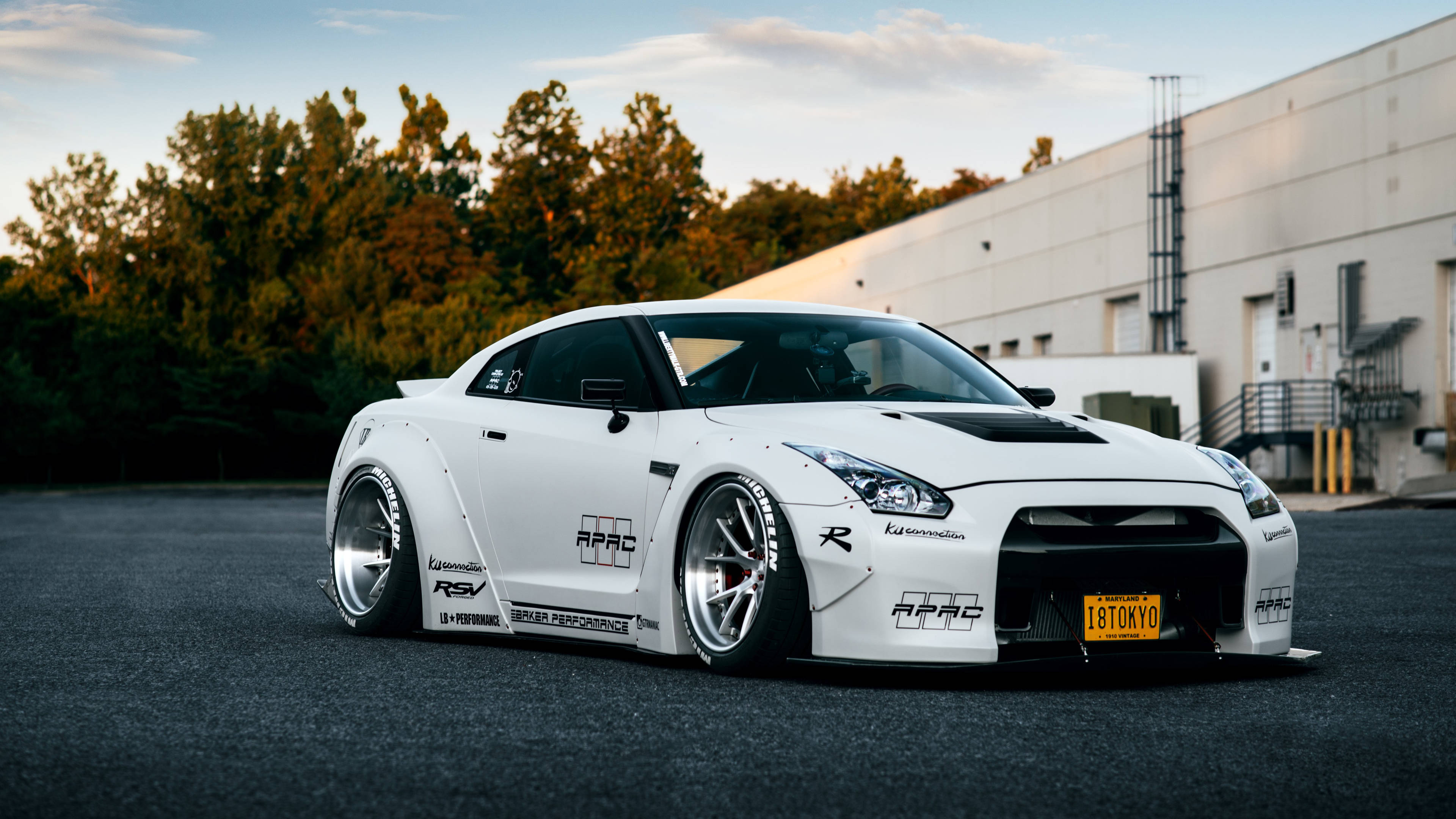 I8Tokyo सफेद Nissan GT R 4K वॉलपेपर