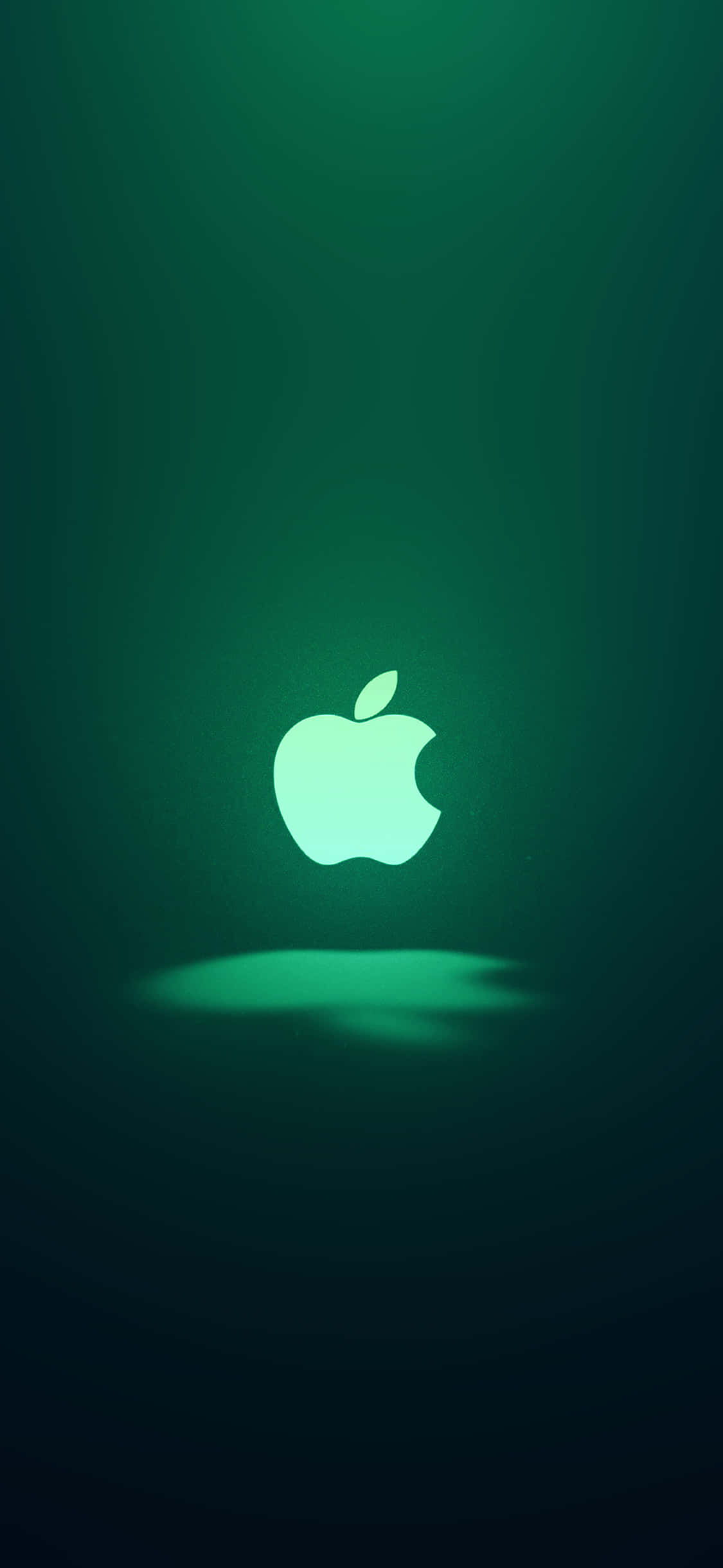 प्रतिष्ठित iPhone 11 हरा Apple लोगो वॉलपेपर