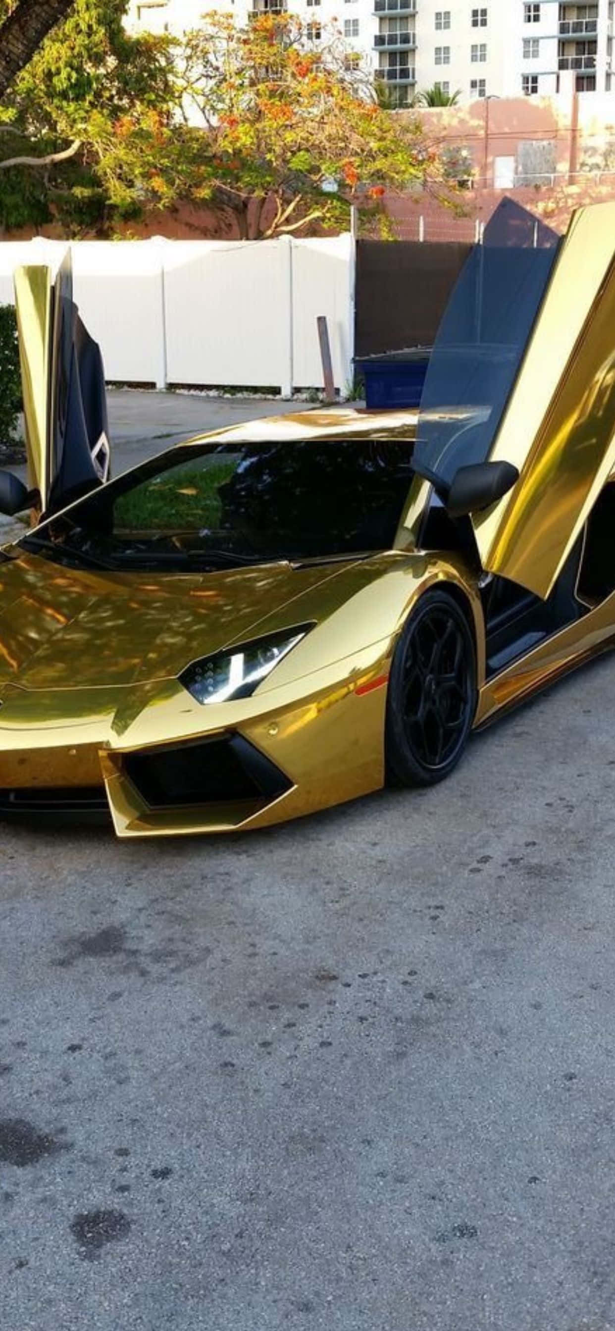iPhone XS Max Lamborghini गोल्ड Aventador बैकग्राउंड वॉलपेपर