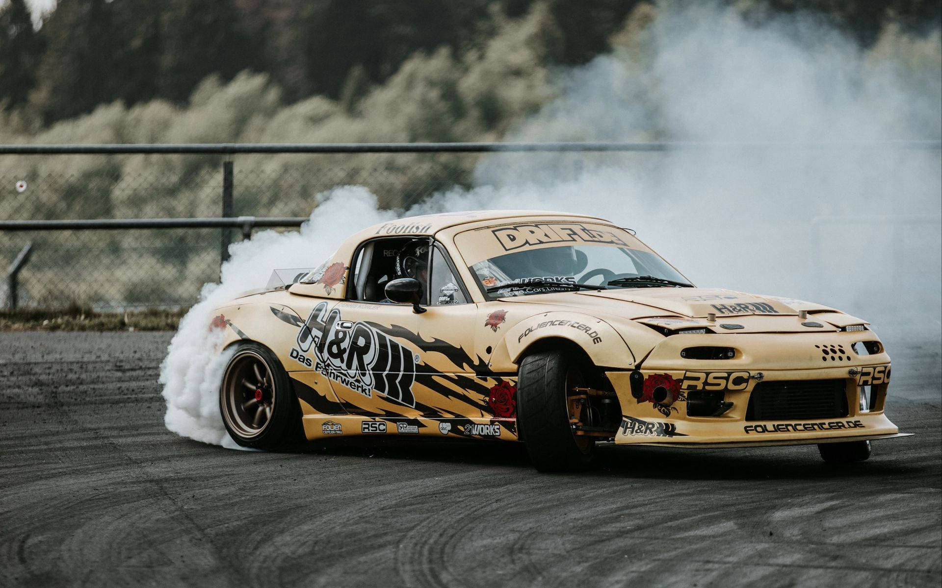 माज़्दा RX-7 ड्रिफ्ट कार वॉलपेपर