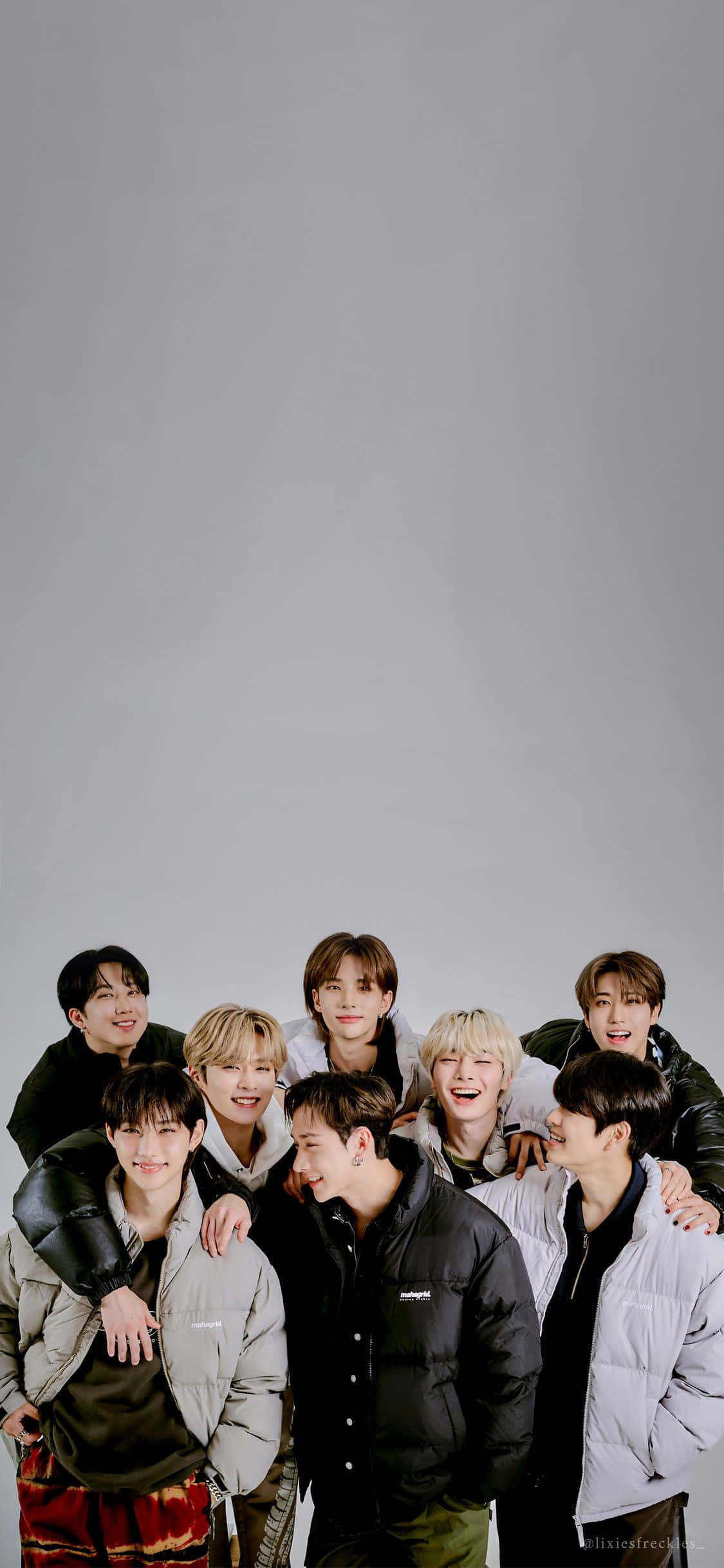 Stray Kids OT8 अद्भुत दृश्य वॉलपेपर