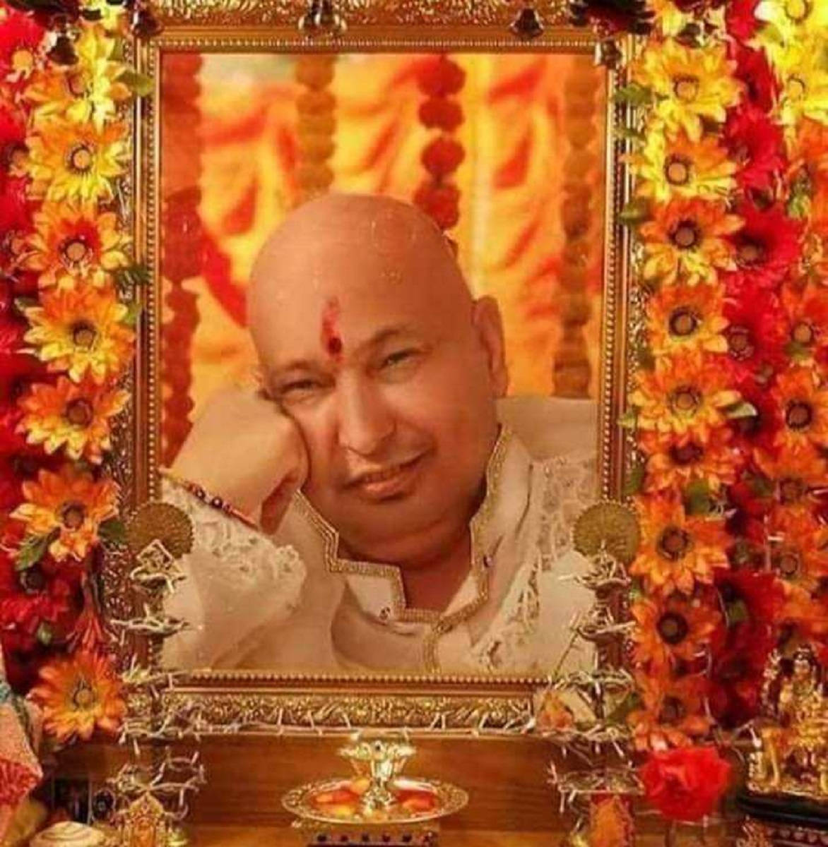 गुरु जी का सूरजमुखी के साथ चित्र — सूरजमुखी वॉलपेपर