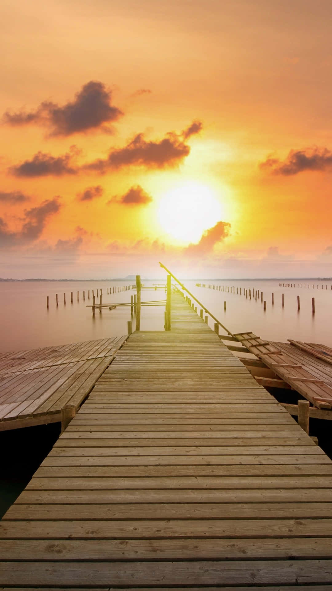 समुद्र तट पर सूर्योदय वॉलपेपर