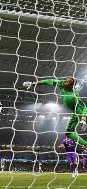 मैदान पर एक्शन में Keylor Navas — नोकिया वॉलपेपर