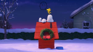 स्नूपी क्रिसमस हाउस रीथ वॉलपेपर — Snoopy क्रिसमस वॉलपेपर